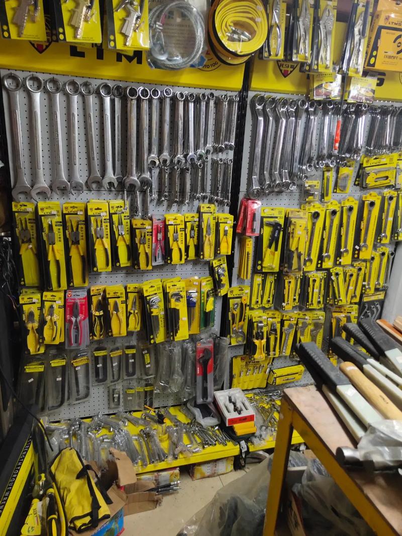 清遠東城大學西路龍飛五金電動工具行 一站式電動工具與勞保用品專家